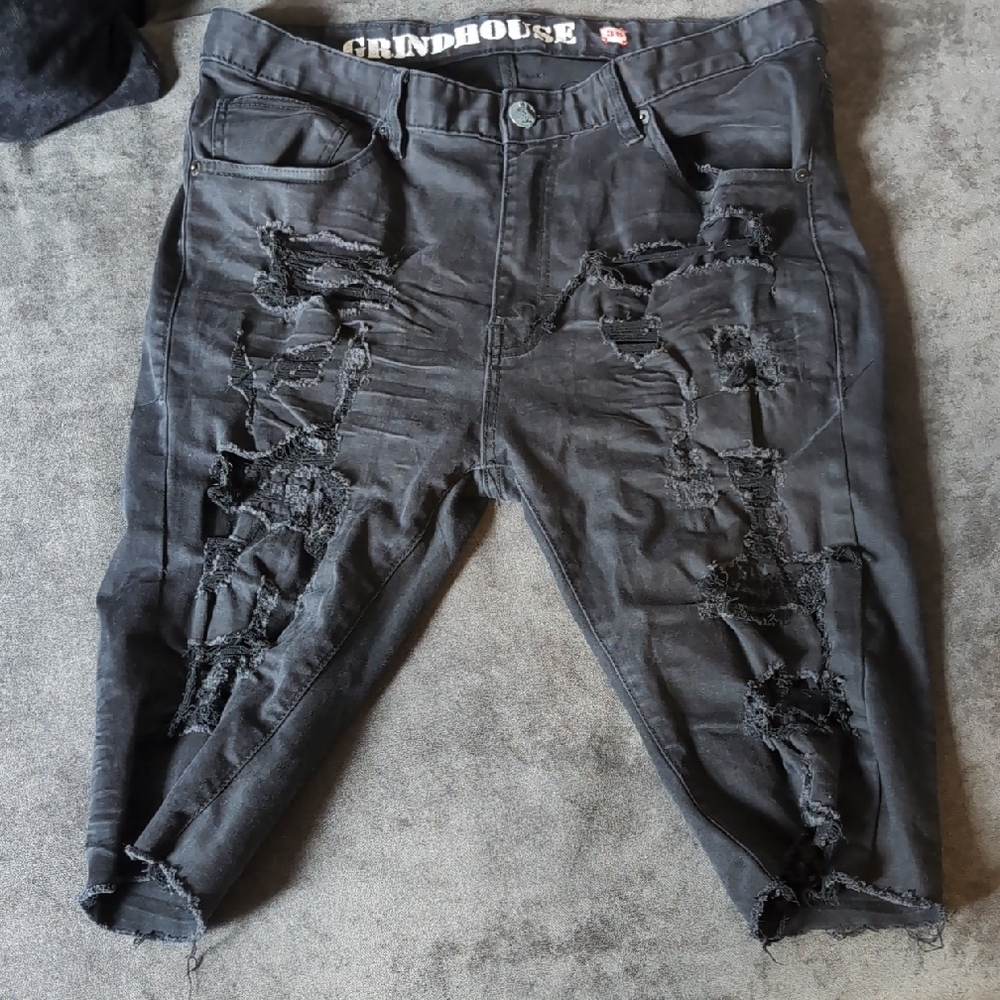 Grindhouse Men’s Black Denim Distressed Jean Shorts Size 36